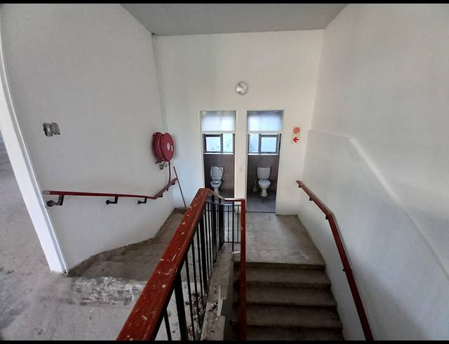 828M² FULL FLOOR TO LET IN OAKDALE